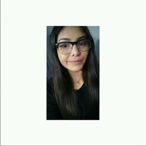 Meet your Posher, Izabella